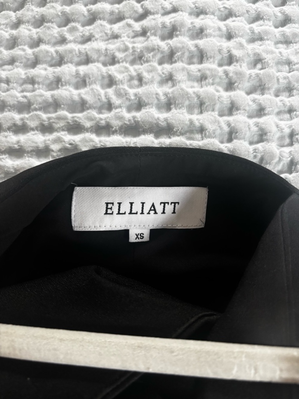 Elliatt Black One-Shoulder Asymmetric Mini Dress - Picture 4 of 4